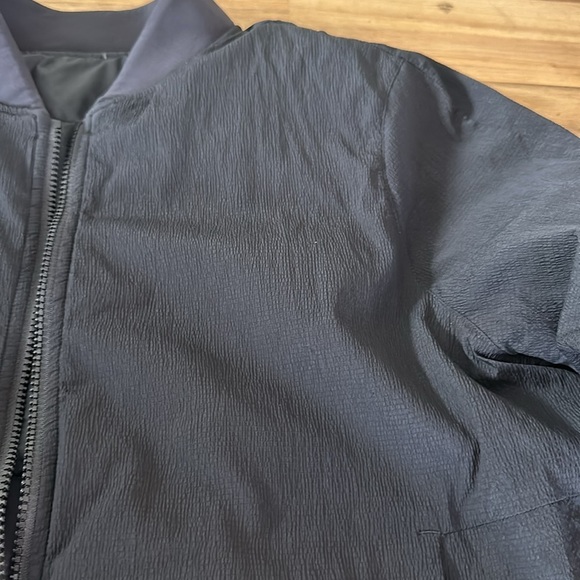LULULEMON ATHLETICA ⭐️ non-stop reversible bomber jacket - Picture 8 of 10